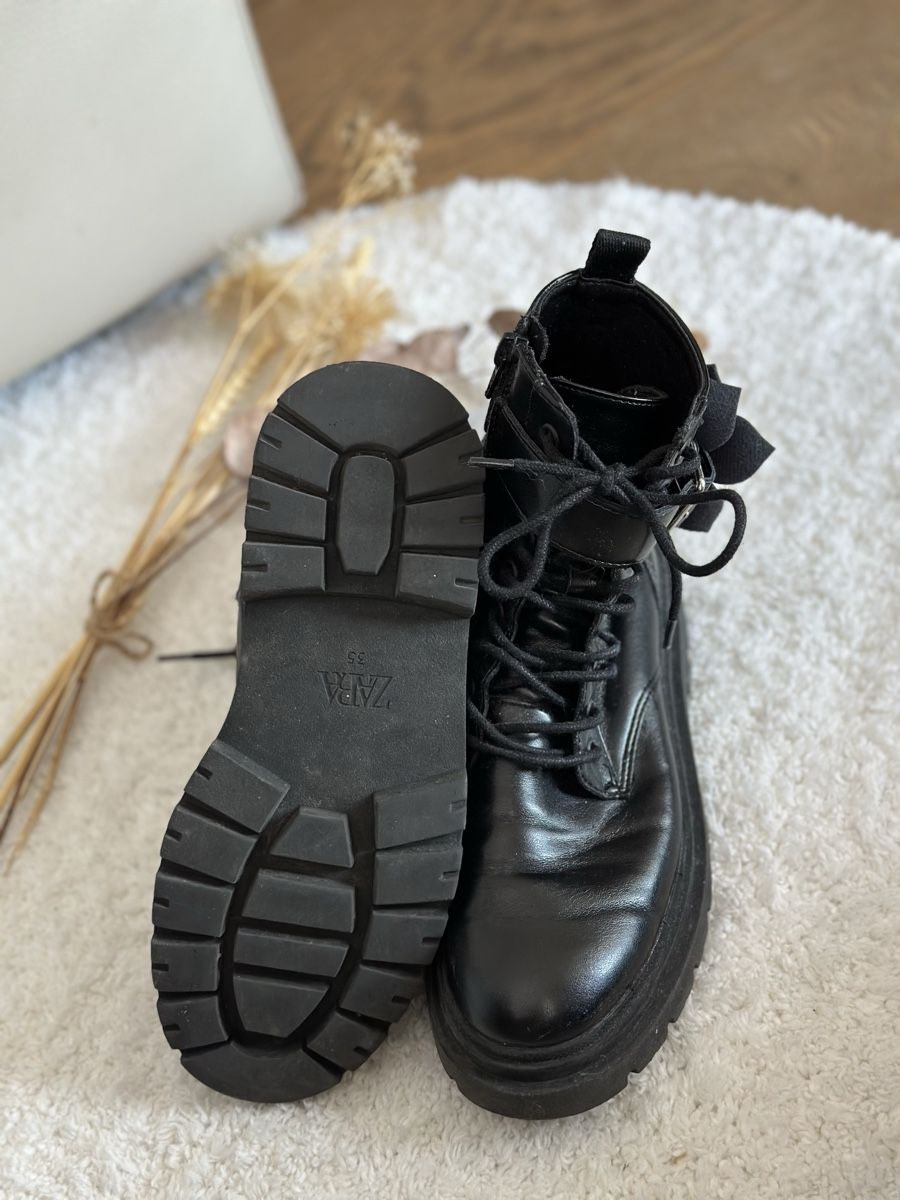 Zara Schuhe für Mädchen: Schwarze Boots von Zara, Gr. 35  – Gebraucht aus Obfelden von dafae 1