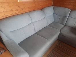 Neuer Verkaufpreis: neuwertiges Ecksofa mit Schlaffunktion