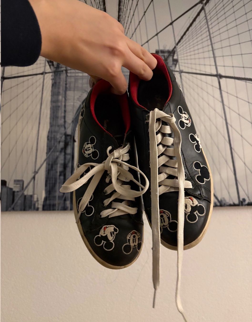 Scarpe da donna: Baskets Mickey Mouse noires, taille 39 – Usato da Montreux venduto da m.mlkstn