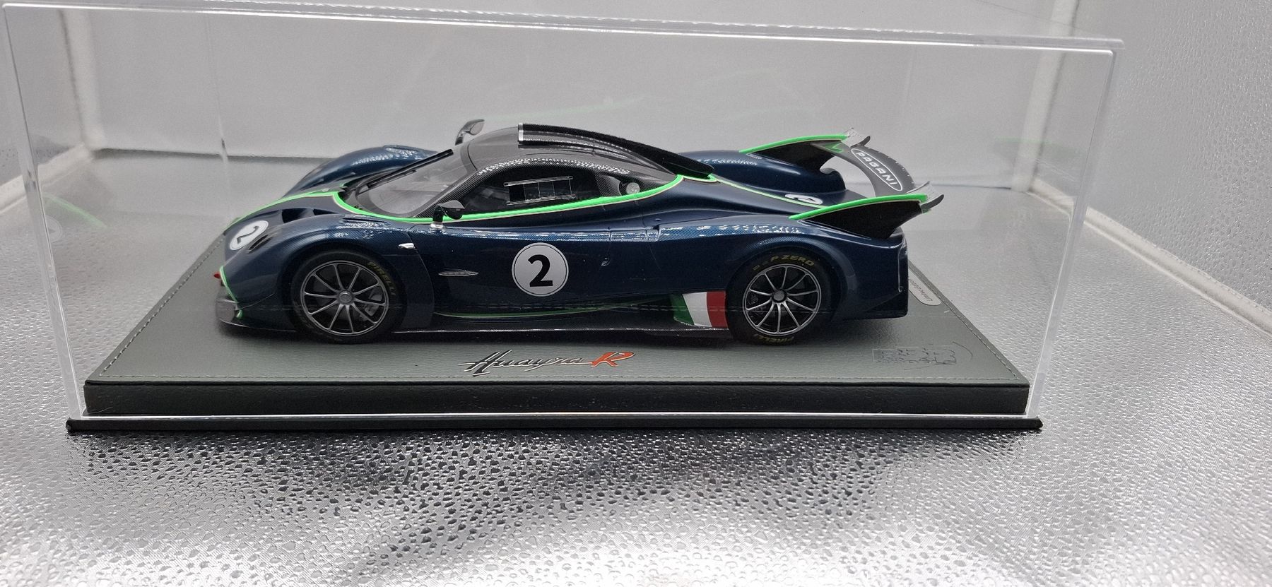 BBR Models Voitures modèles: BBR Pagani Huayra R 1:18 – Neuf avec emballage d'origine à Gipf-Oberfrick par Edii45