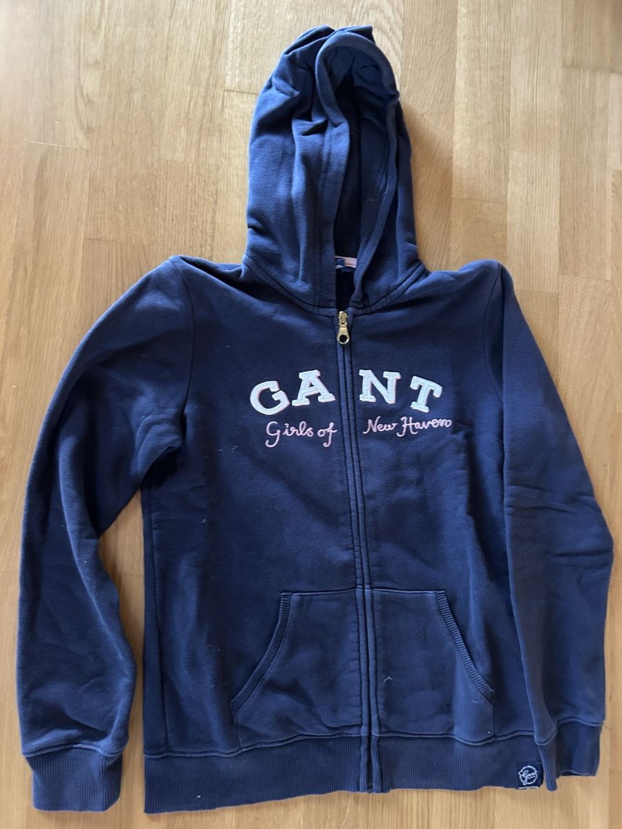Gant Vestes: Sweat zippe GANT 156/164 – D'occasion à Daillens par guisepa