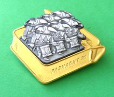 Basel Fasnachtsplakette Gold 1981 mit Nadel