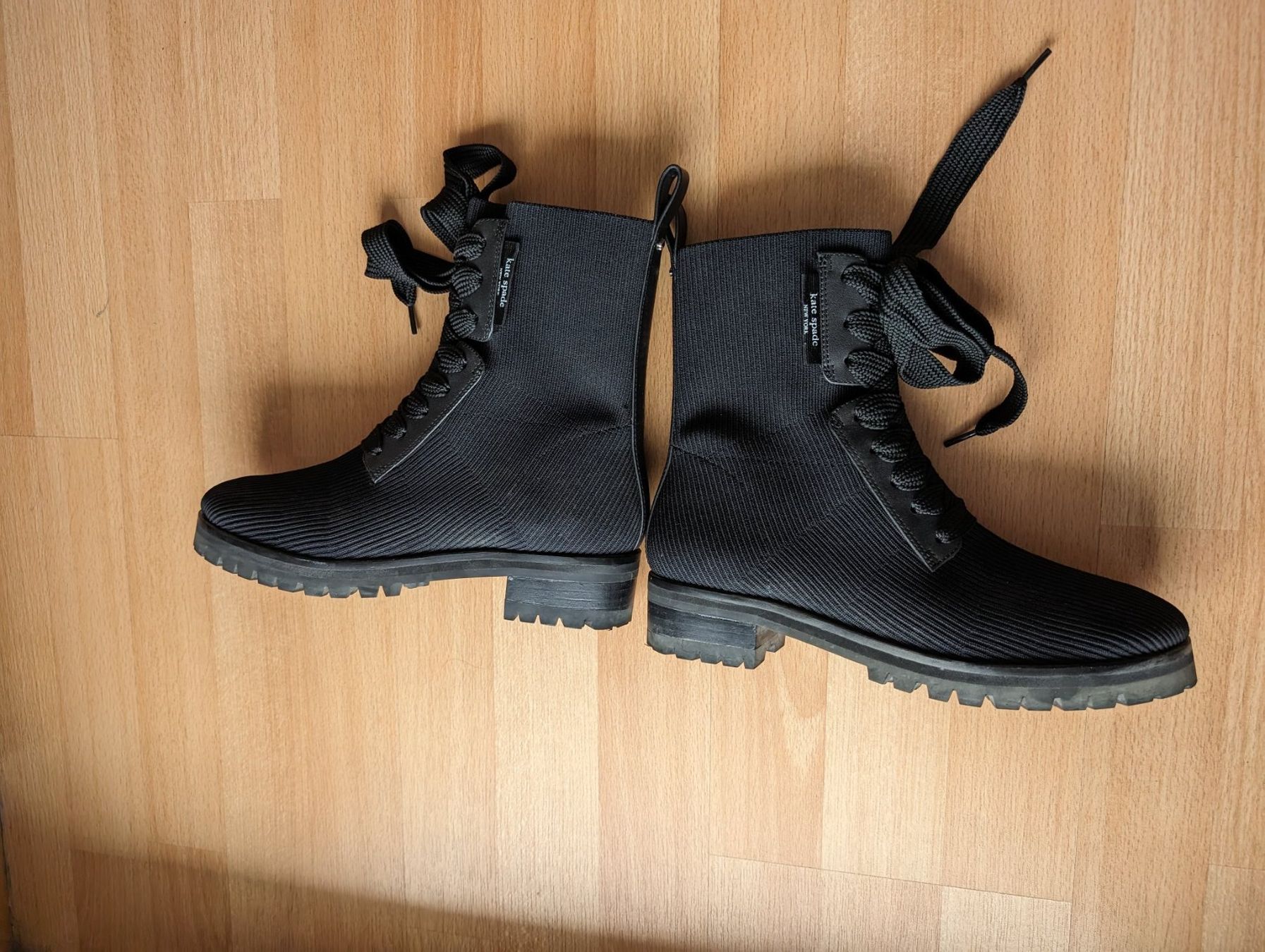 Kate Spade Scarpe da donna: KATE SPADE NEW YORK Merigue Boot - 37 Black – Nuovo (secondo la descrizione) da Glis venduto da livespringly 1