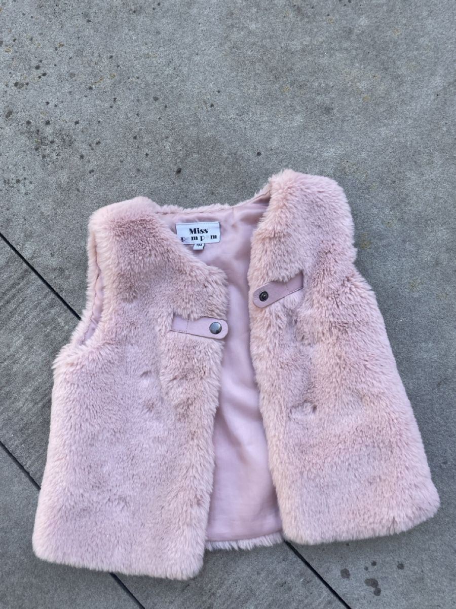 Sonstige Mädchenkleider: Weste rosa miss pompom Kinder gr 104 – Gebraucht aus Zürich von eddiekaterblau