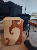 Sela Cajon mit Meinl Tasche inkl. Shure Beta 91