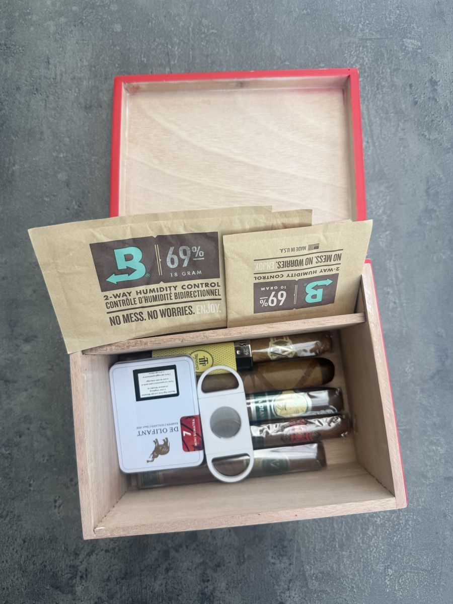 Sigari: Cigar Collection as Humidor & Accessories – Usato da Seuzach venduto da Wolf936 3
