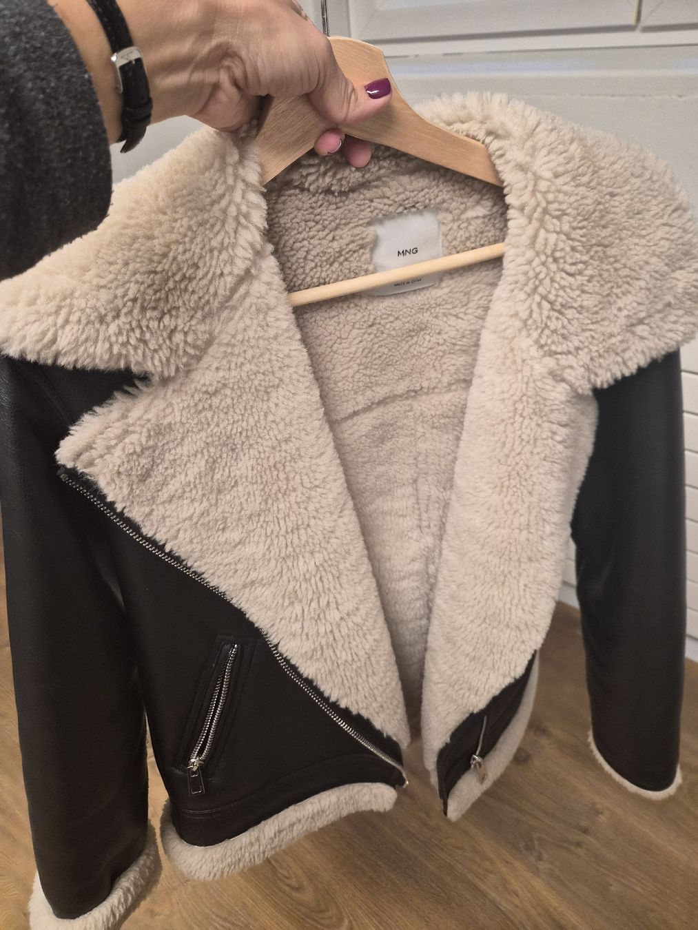 Cappotti: Mango Faux Leather Biker Jacket - Winter Cosy - Small – Usato da Maur venduto da Sofi___
