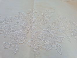 Leintuch Bassetti, Blumenstickerei weiss, 230x275 cm neu