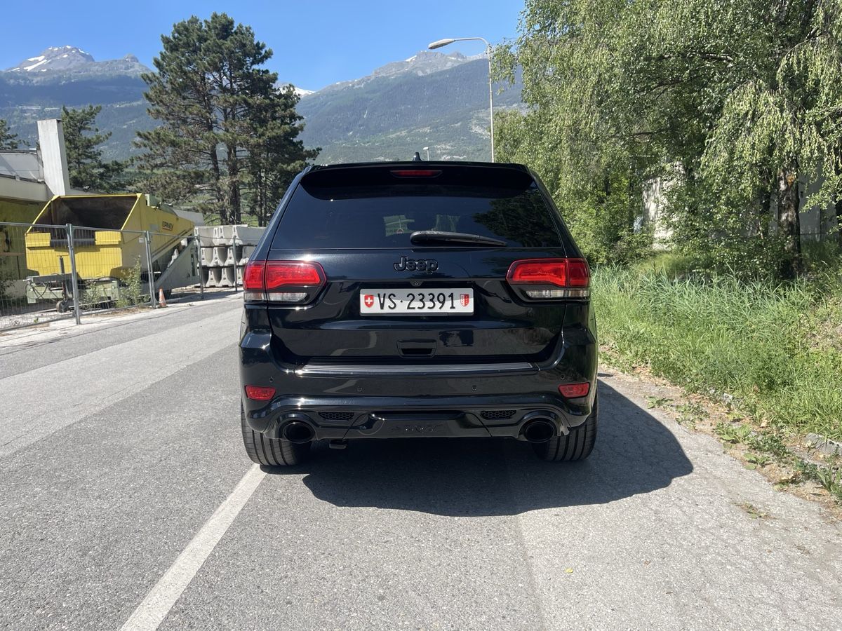 Jeep Automobili: Jeep Grand Cherokee SRT V8 – Usato da Salgesch venduto da Schnemo1 5