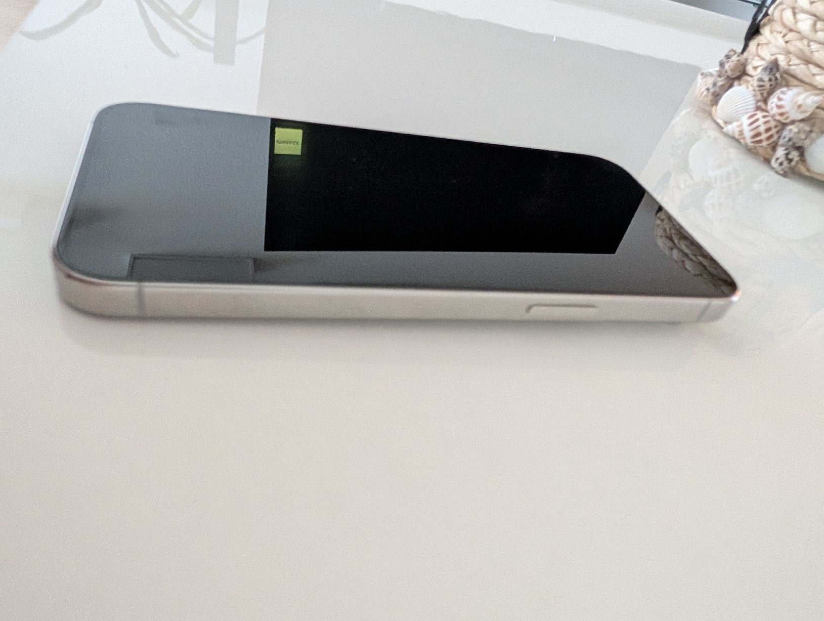 Apple Telefoni cellulari / Smartphones: iPhone 15 pro Max – Usato da Thalwil venduto da Robihobi 3