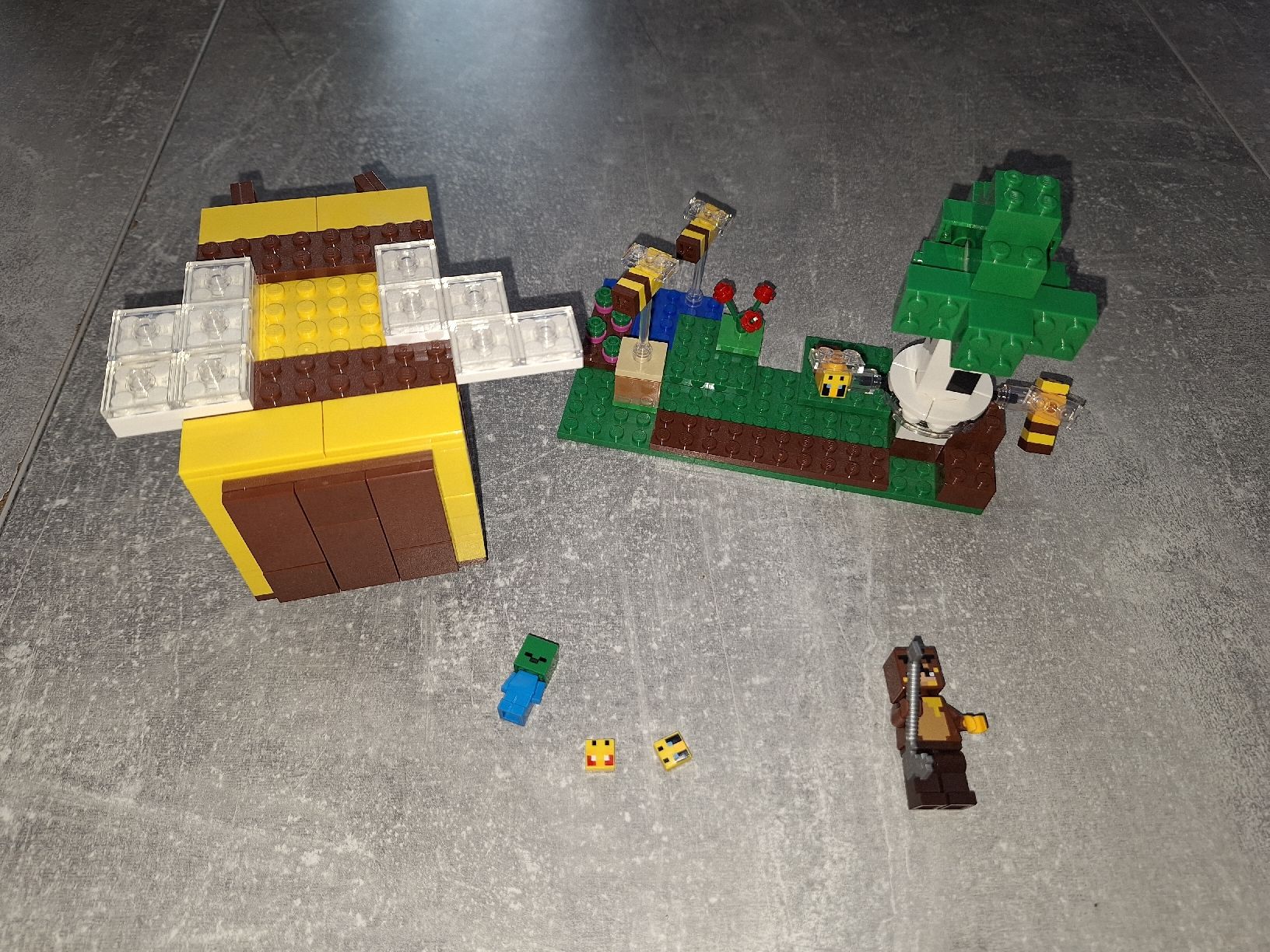 Lego Giocattoli: Lego 21241 Minecraft das Bienenhäuschen – Usato da Egerkingen venduto da Niceli1 4