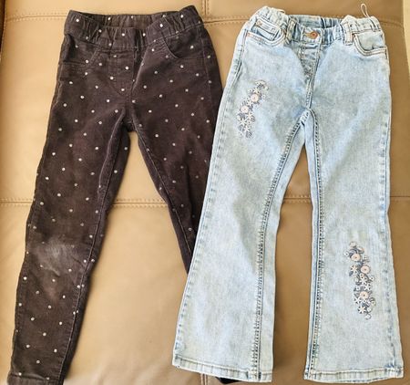 2 Kinderhosen Set Cordhose und Jeans Stickerei gebraucht 116