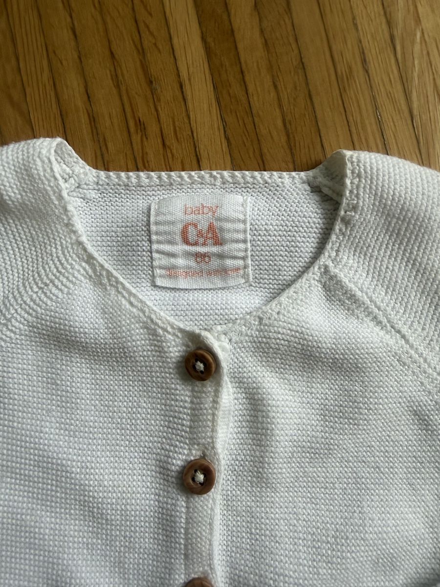 C&A Giacche & Cappotti: Strickjacke weiss, Gr 86 – Usato da Zürich venduto da Freudefant 1
