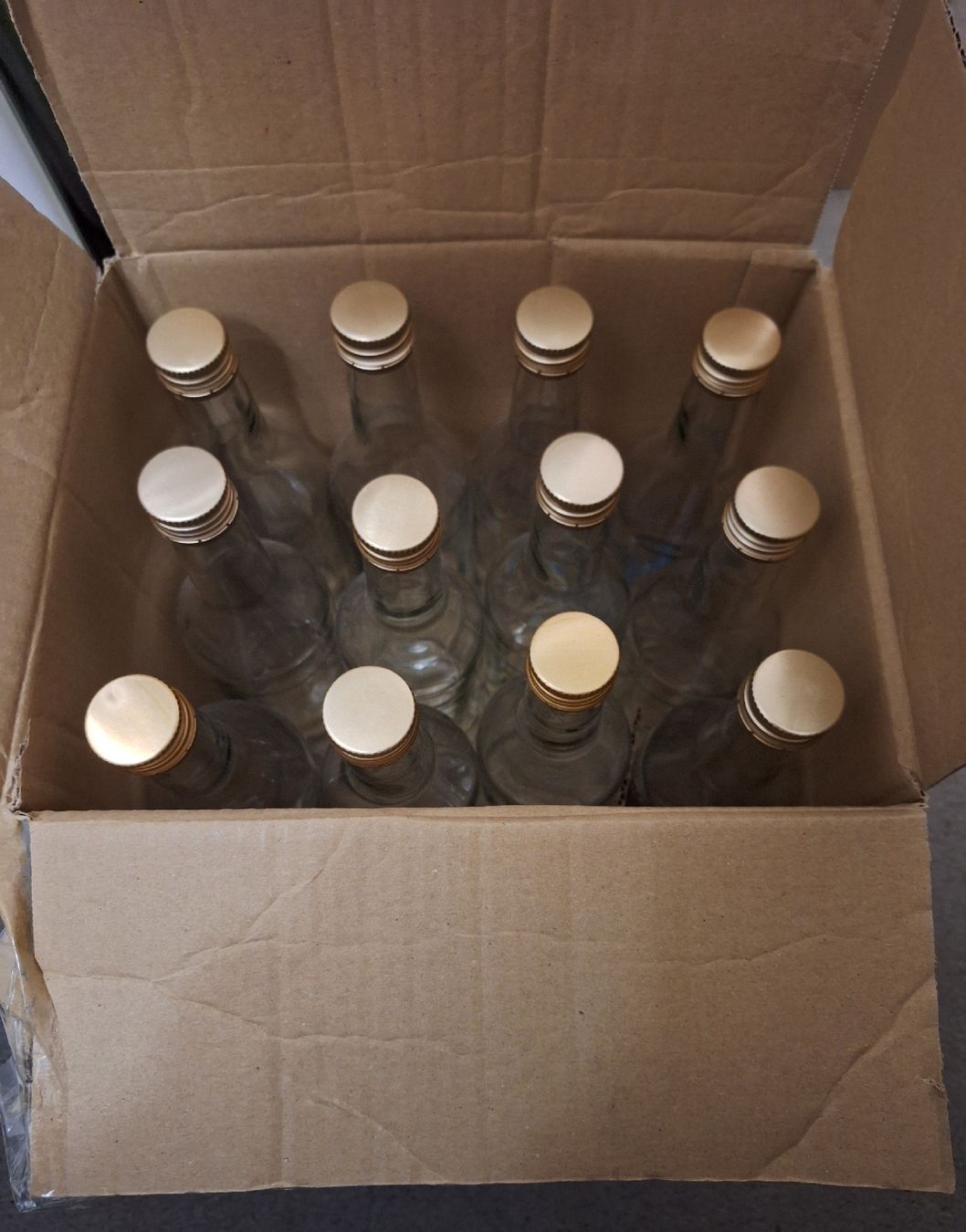 Autres vaisselles & verres: Glasflaschen leer 0.5L 12er Pack neu – Neuf avec emballage d'origine à Wetzikon ZH par Petra210