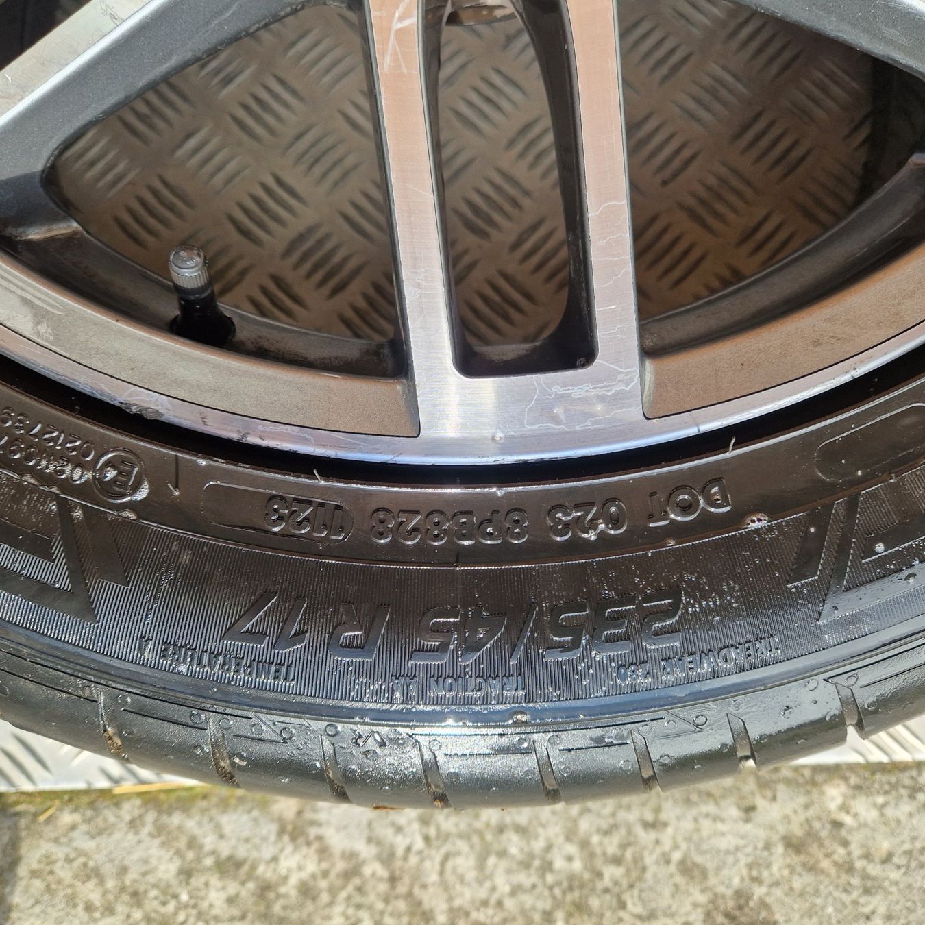 Audi Pneumatici & Ruote complete: Audi Räder – Usato da wyssachen venduto da NHTL80 1