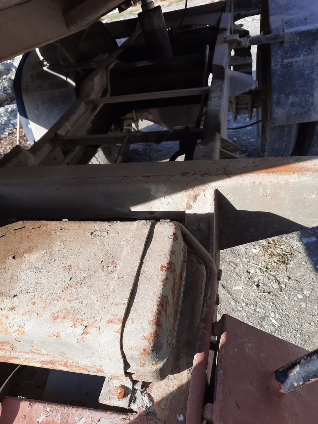 Kipper: Kipper Dreiseitenkipper LKW Traktor mit Auflaufbremse – Gebraucht aus Wangs von Whitewolf_X_ 4