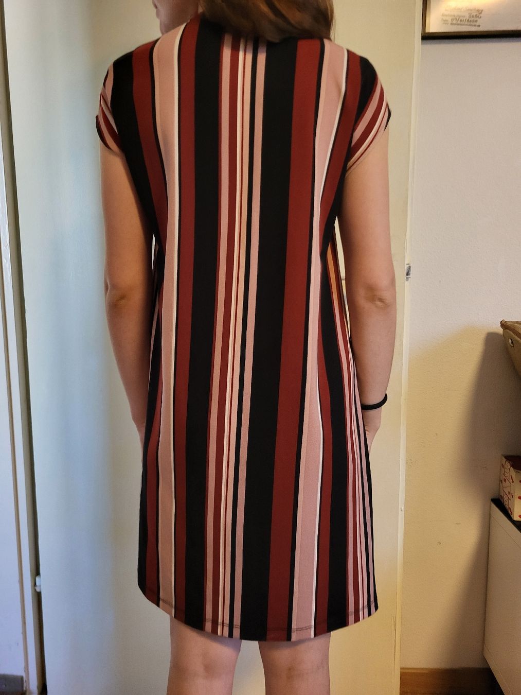 Mango Kleider: Gestreiftes Kleid von Mango – Gebraucht aus Baar von SandroTI 3