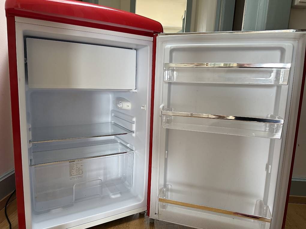 Frigoriferi: Kühlschrank Severin retro  – Usato da oberrieden venduto da anibani 4