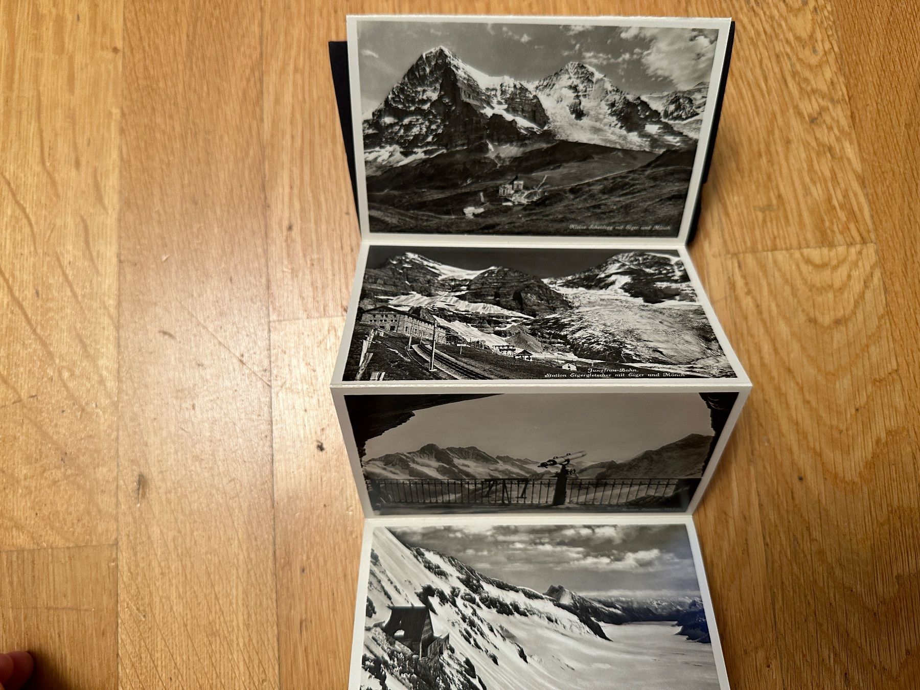 Cartoline postali: Jungfraubahn. Leporello mit 12 Ansichtskarten – Usato da Zürich venduto da allp 2