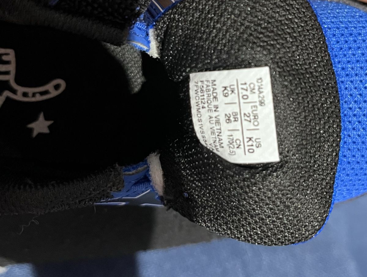 Asics Schuhe für Jungen: NEU Turnschuh Grösse 27 – Neu (gemäss Beschreibung) aus Altikon von shiva123shiva 2