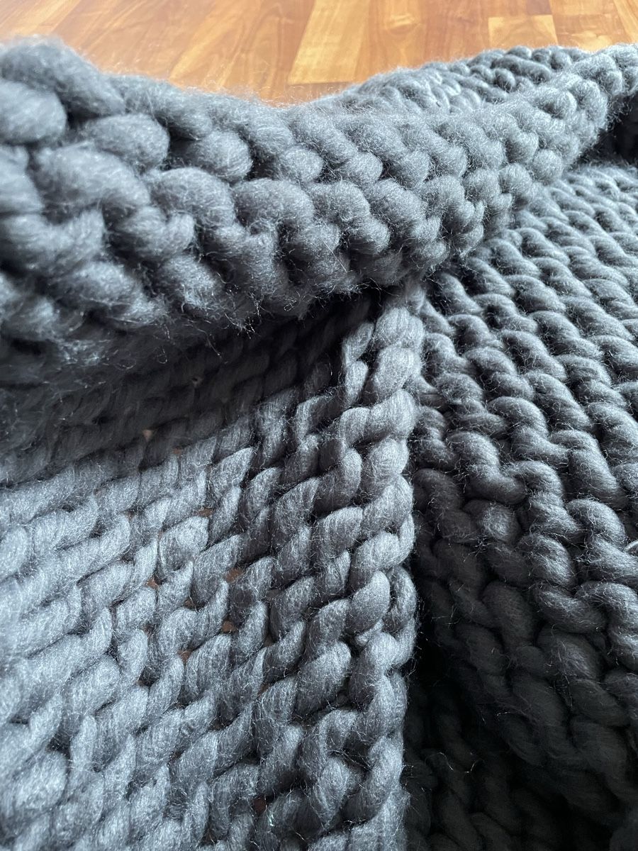 Coperte: graues Deko-Plaid – Usato da Fehraltorf venduto da Nadja0205 2