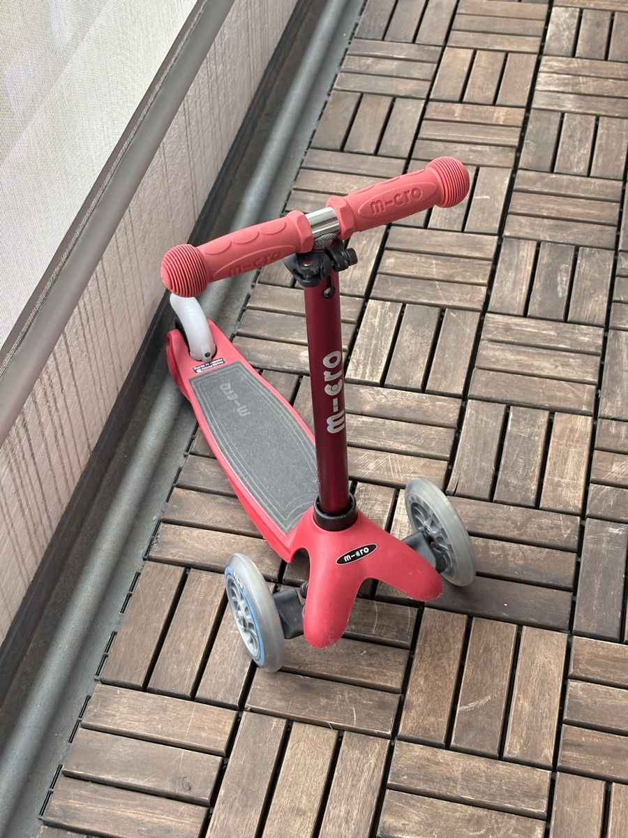 Micro Kickboard: Micro Mini 3in1 Deluxe Rot Red – Gebraucht aus Meyrin von yej_w8lz