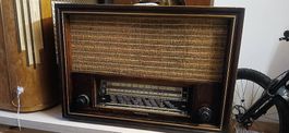 Diverse radio d'epoca