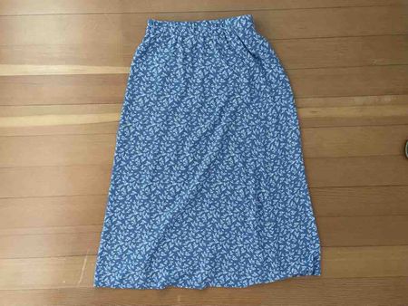 Rock blauweiss geblümt Brandy Melville