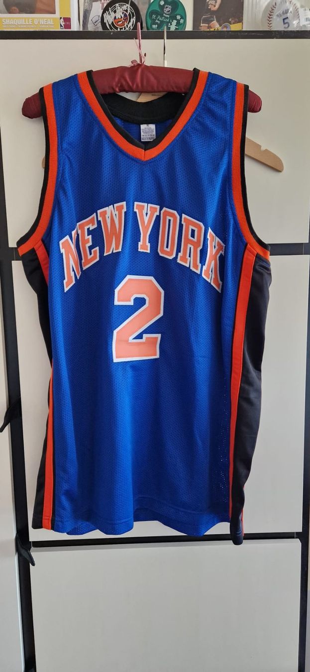 Autografi: Maillot custom  NY Knicks signé par LARRY JOHNSON – Nuovo e nell'imballaggio originale da Lutry venduto da SwissBBCards 4