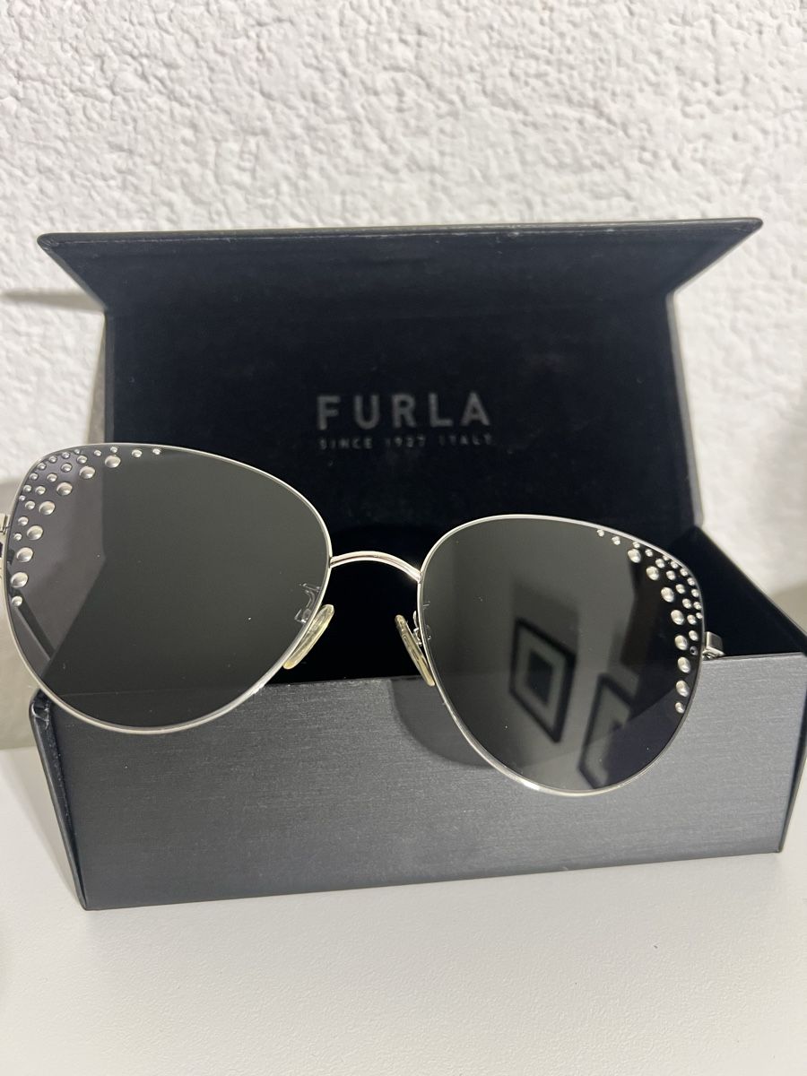 Furla Occhiali & Lenti: Lunettes de soleil Furla – Usato da St-Pierre-Clages venduto da ste_xk6p