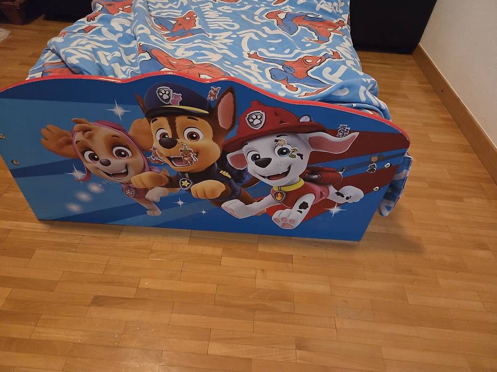 Lits: Lit enfant, matelas et couette comme neufs  – D'occasion à Blonay par col_m5hl 1