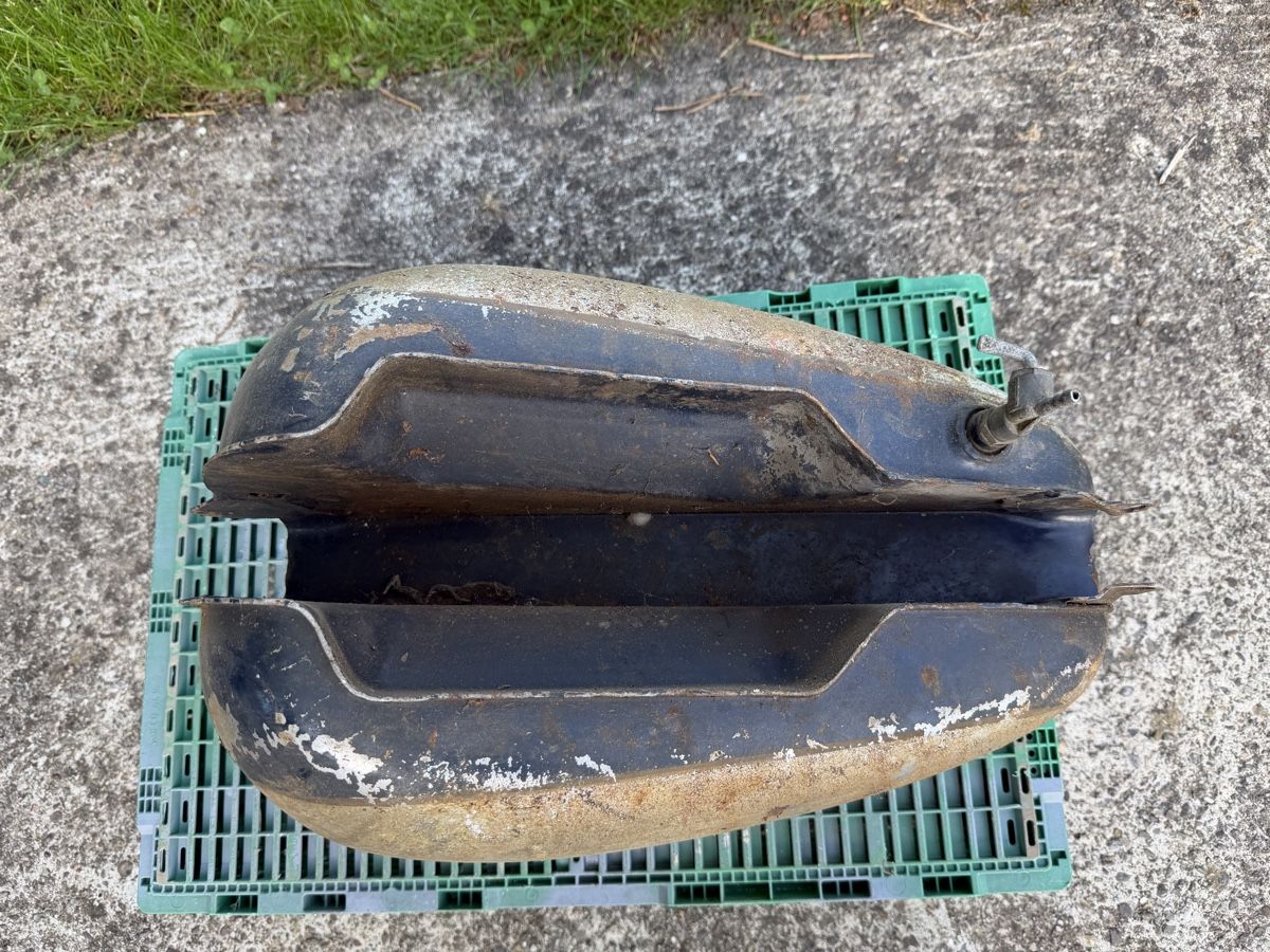 Jawa Tutti i ricambio per moto: Réservoir / Tank - JAWA – Usato da Courtételle venduto da claude41 7