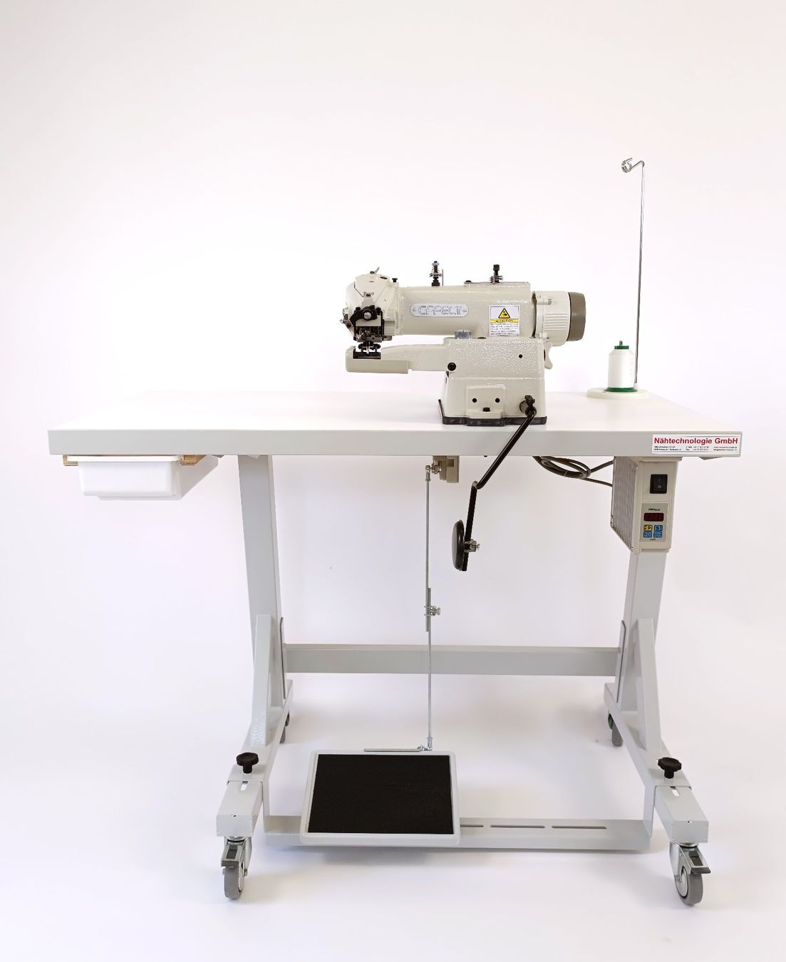 Macchine da cucire: Blindstich Industrienähmaschine EFFECI 101 DD, neu – Nuovo e nell'imballaggio originale da Rehetobel venduto da dani034 2