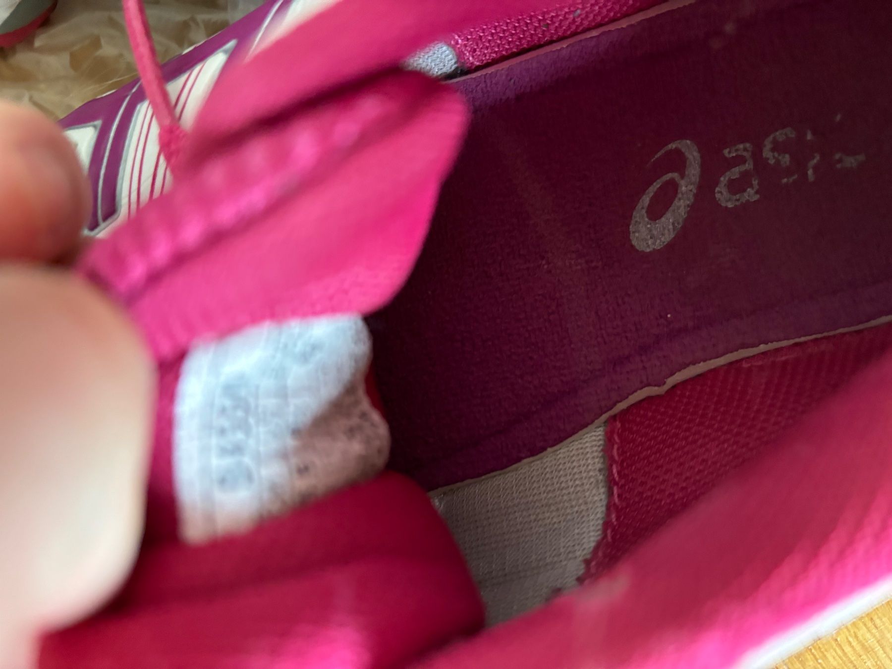Asics Damenschuhe: Asics Sportschuhe, Gr. 38 – Gebraucht aus Winterthur von Sunshine143 6
