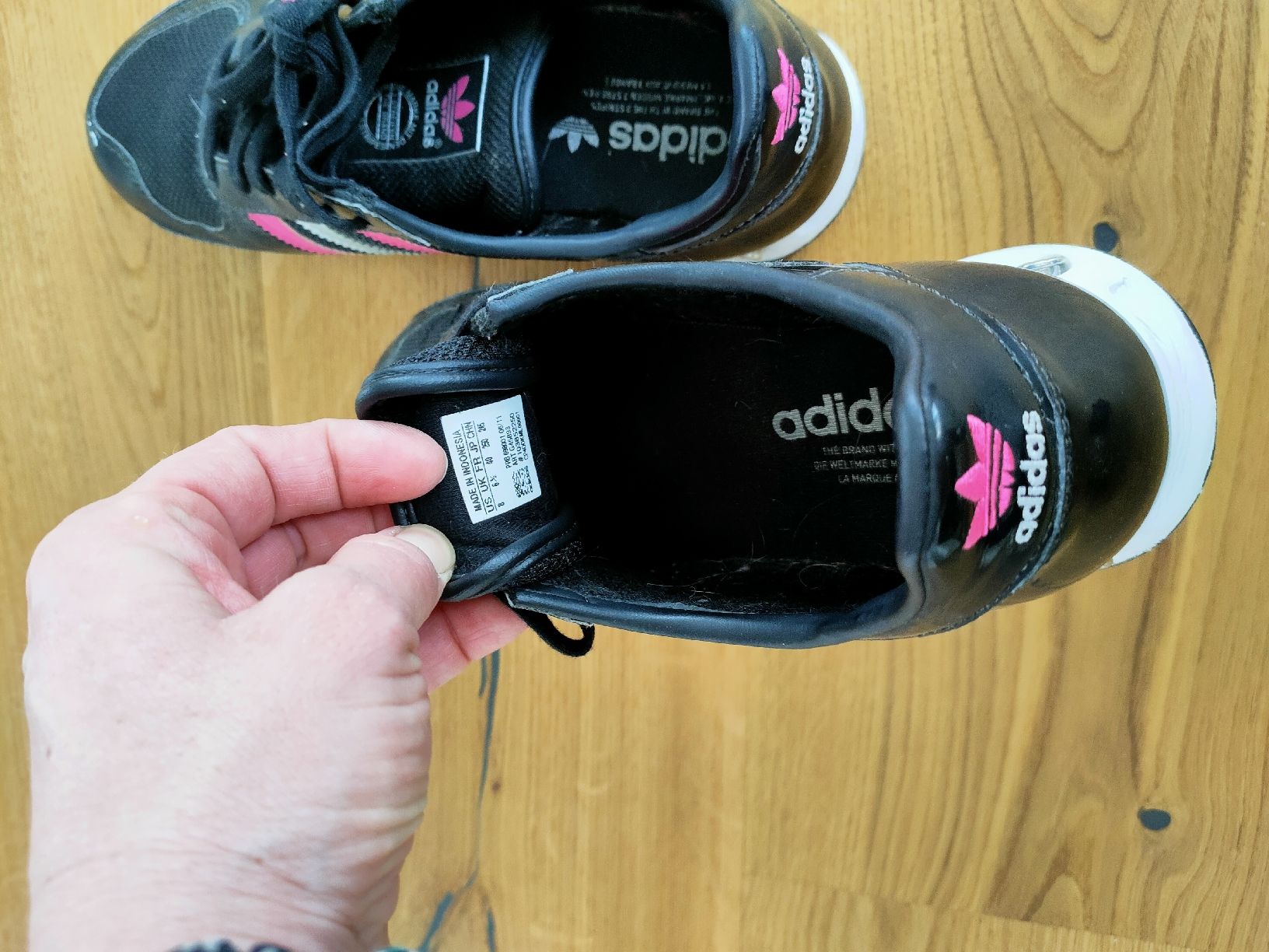 Adidas Chaussures femmes: Adidas LA Trainer Gr. 40 schwarz/pink – D'occasion à Niederried b. Kallnach par PatSch88 3