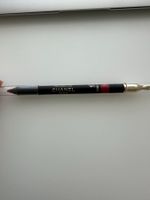 Chanel le crayon lèvres 37 framboise