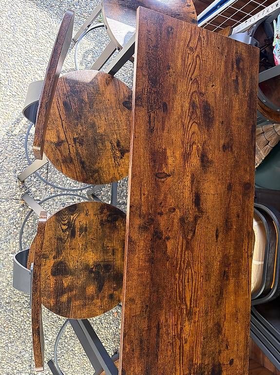 Tischset: Bartisch mit 6 Stühlen – Gebraucht aus Reinach AG von Cristina.81 1