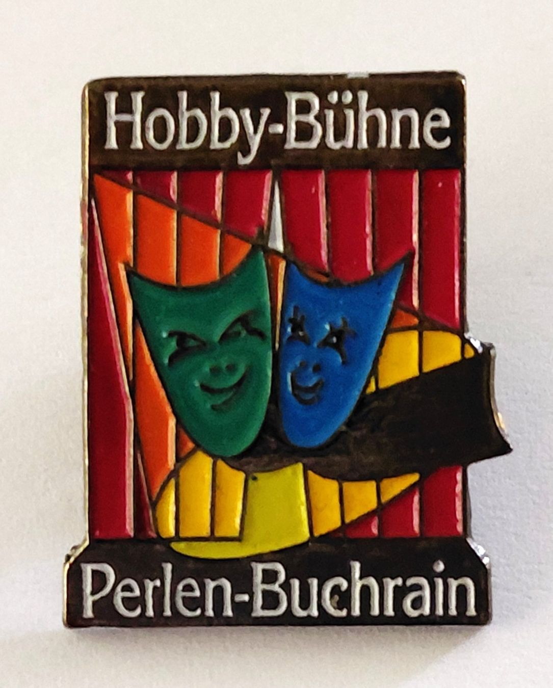Plaketten & Abzeichen: PIN Hobby-Bühne Perlen-Buchrain – Gebraucht aus Luzern von qualifair