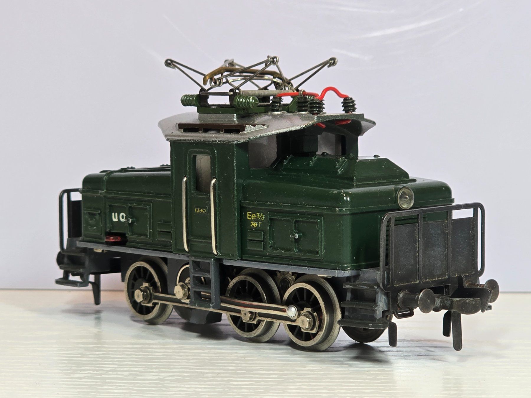 Fleischmann Trains électriques: Fleischmann, 1330, SBB, Ee 3/3 1330, grün, Guss, – D'occasion à Kloten par Nicola2 4