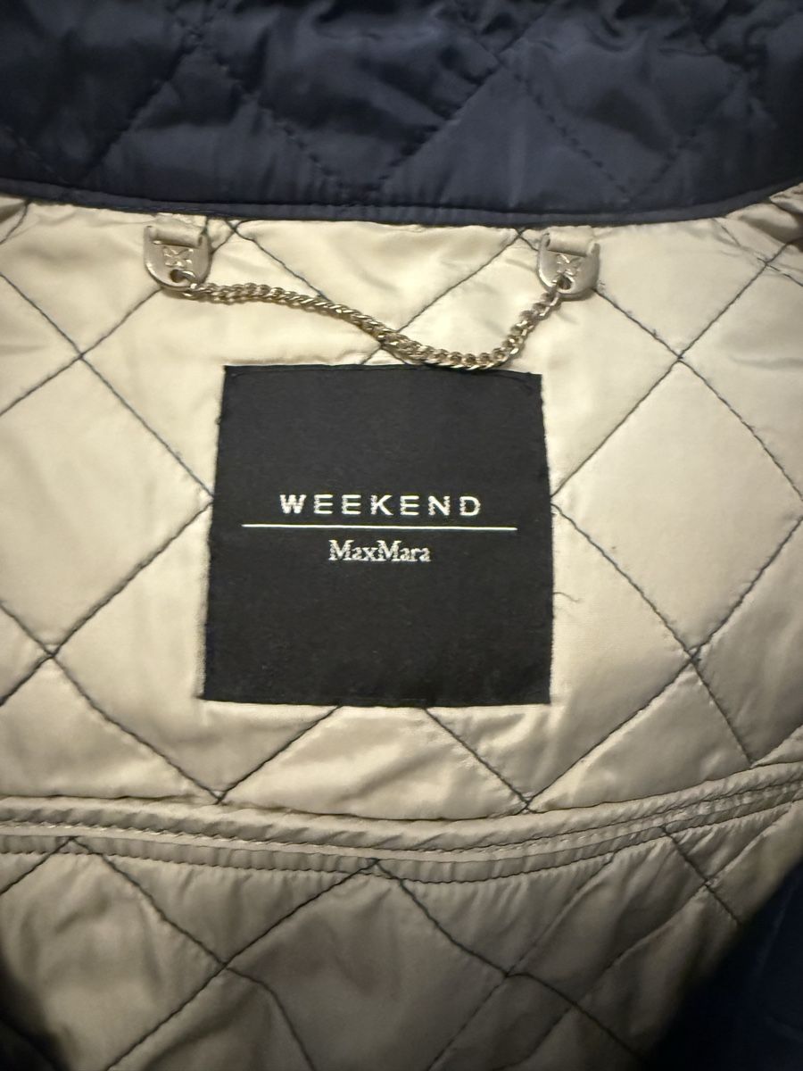 Max Mara Jacken: Weekend Max Mara Quilted Navy Jacket Size S - Spring/Summer – Gebraucht aus Küsnacht ZH von Helenassecondhand 4