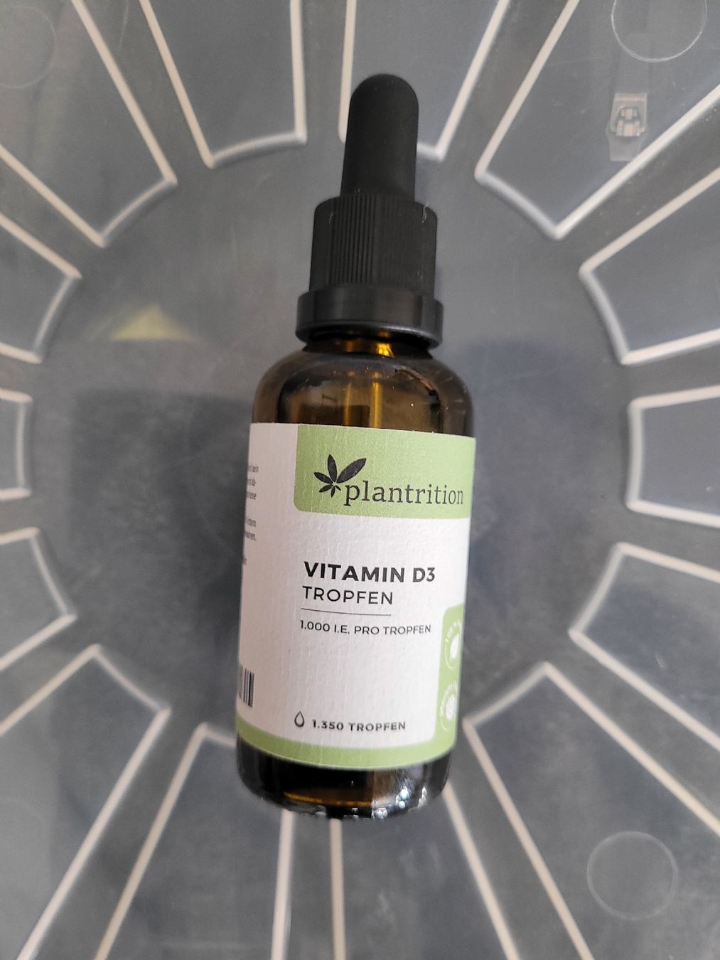 Cibi & Specialità: Vitamin D3 Tropfen Planutrition – Nuovo (secondo la descrizione) da Birsfelden venduto da samurai99