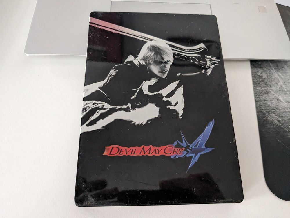 Devil May Cry 4 – Édition Collector Steelbook – Xbox 360 – État Correct