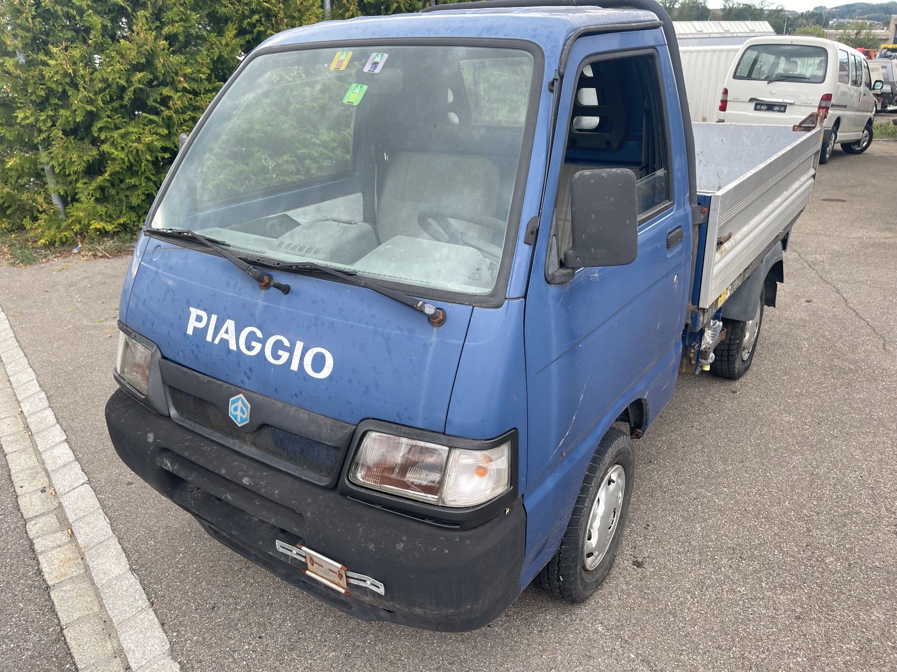Piaggio Veicoli commerciali: Piaggio Porter 1.3 Kipper – Usato da Winterthur venduto da CamperBau 2