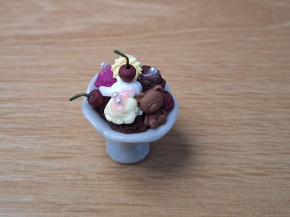 Puppenhäuser & -möbel: Handmade Coupe Eisbecher mit Kirschen, Keramik Eisbecher – Neu (gemäss Beschreibung) aus Zürich von HandmadeTinyFood 5