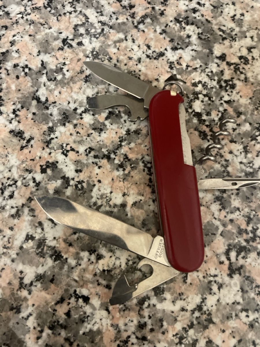 Coltelli tascabile: Original Schweizer Offiziersmesser, Rot - Vielseitig! – Usato da Volketswil venduto da eris2015 1