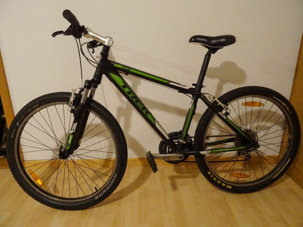 Trek 2024 3500 bike