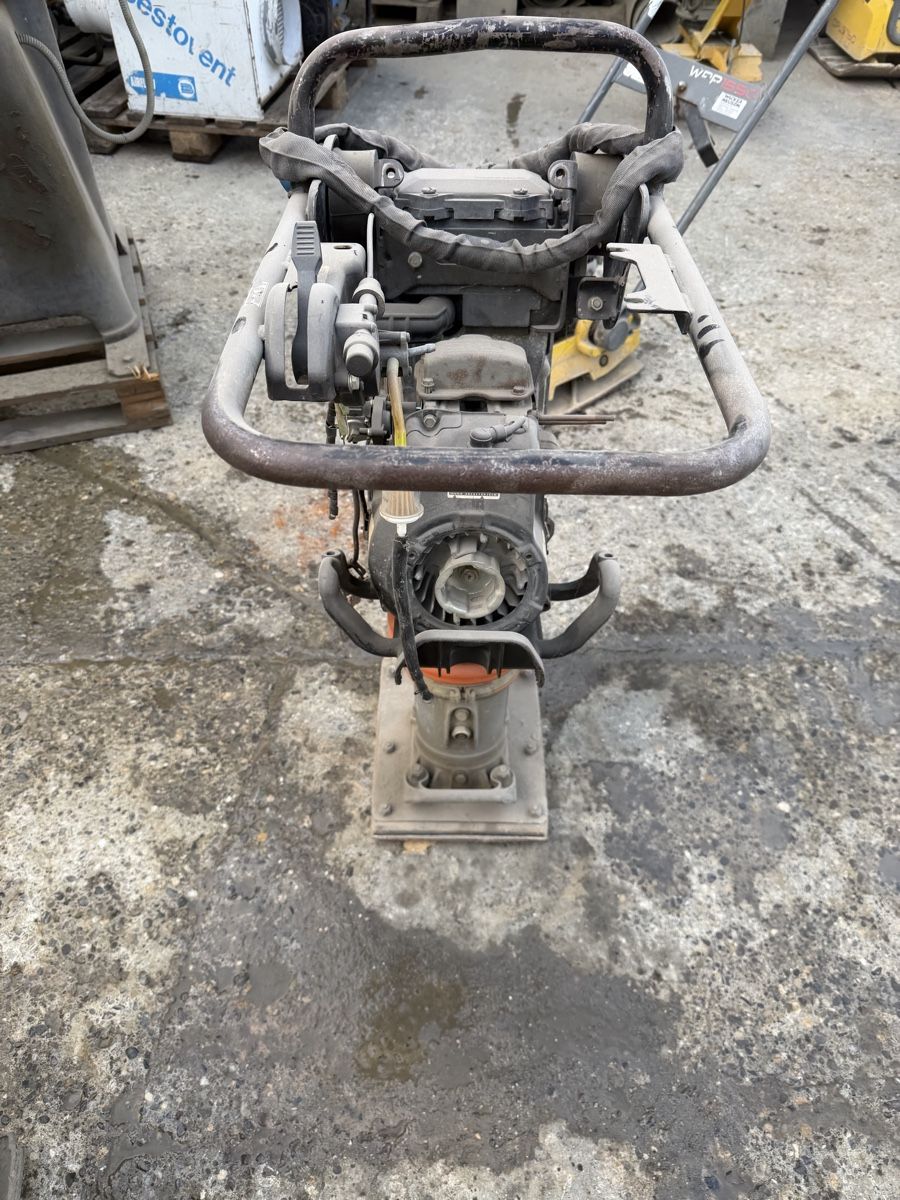 Tutte le macchine: Stampfer Mikasa MTX-70e – Difettoso da Niederbipp venduto da baggerch 1