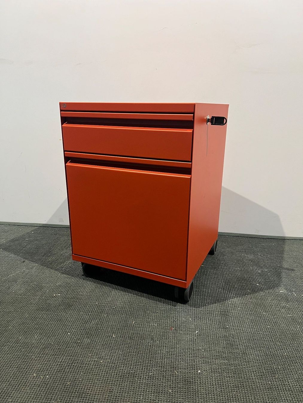 Lista Banconi: LISTA LO Mini Caddy/Rollcontainer – Usato da Wangen an der Aare venduto da TBYN