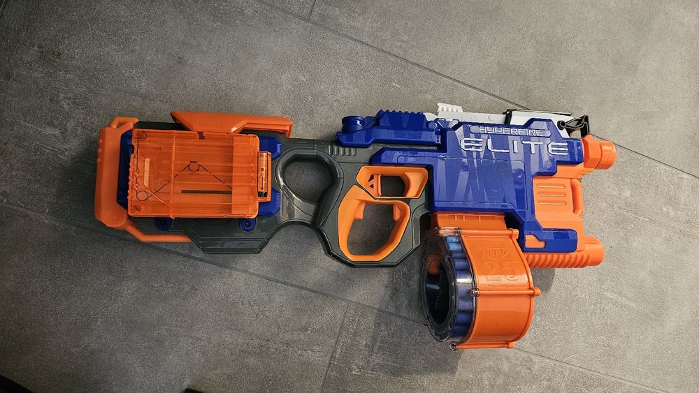 NERF - N-Strike Elite Hyperfire (Gebraucht) in Mels für CHF 20 – nur ...