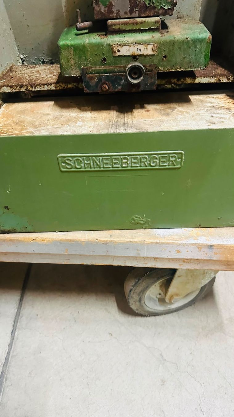 Tutte le macchine: Stechbeitel Schärfmaschine Schneeberger – Usato da Volketswil venduto da ars_sjh2 2